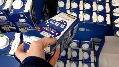 Aldi: Nach Milchpreis-Hammer beim Discounter – jetzt zieht nächster große Händler nach