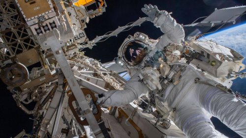 Ukraine-News: Astronaut mit Horror-Beobachtung aus dem Weltall - „Riesige schwarze Rauchsäulen“