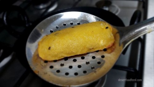 Kerala Banana Fritters | Pazham Pori
