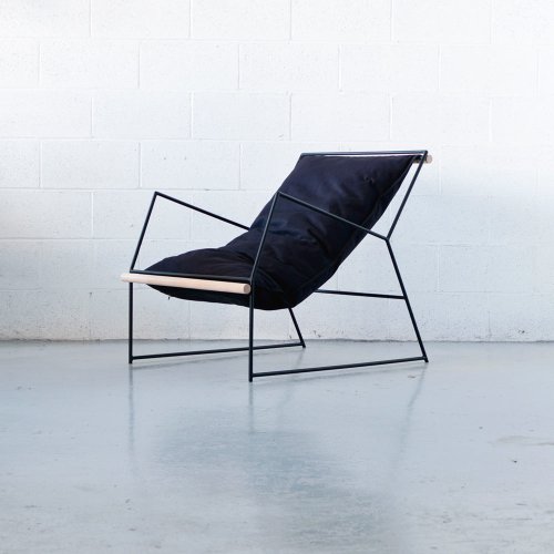 A Sling Chair Inspired by Clouds