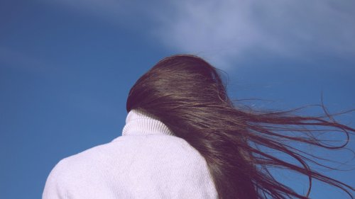 Rapunzel-Haare in Rekordzeit: Diese 8 Produkte kurbeln sofort dein Haarwachstum an
