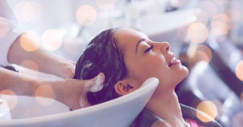 Kopfmassage Anleitung: Wirkung, Geräte & Tipps für die Selbstmassage | desired.de