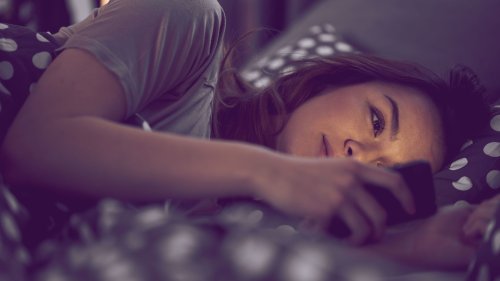 Fieser Betrug bei Tinder & Co.: Wie Männer Chatbots zum Flirten nutzen