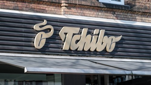Unverzichtbar im Schuhschrank: Die weißen Leder-Sneaker von Tchibo