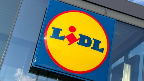 Verleihe deinem Balkon Vintage-Charme: Lidl bietet stylische Beleuchtung für deinen Sonnenschirm