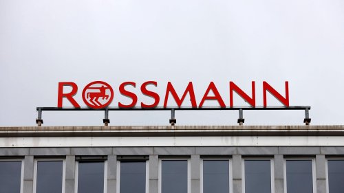 Für stimmungsvolle Nächte: Die Rossmann-Solar-Lichterkette macht deinen Balkon zum Highlight