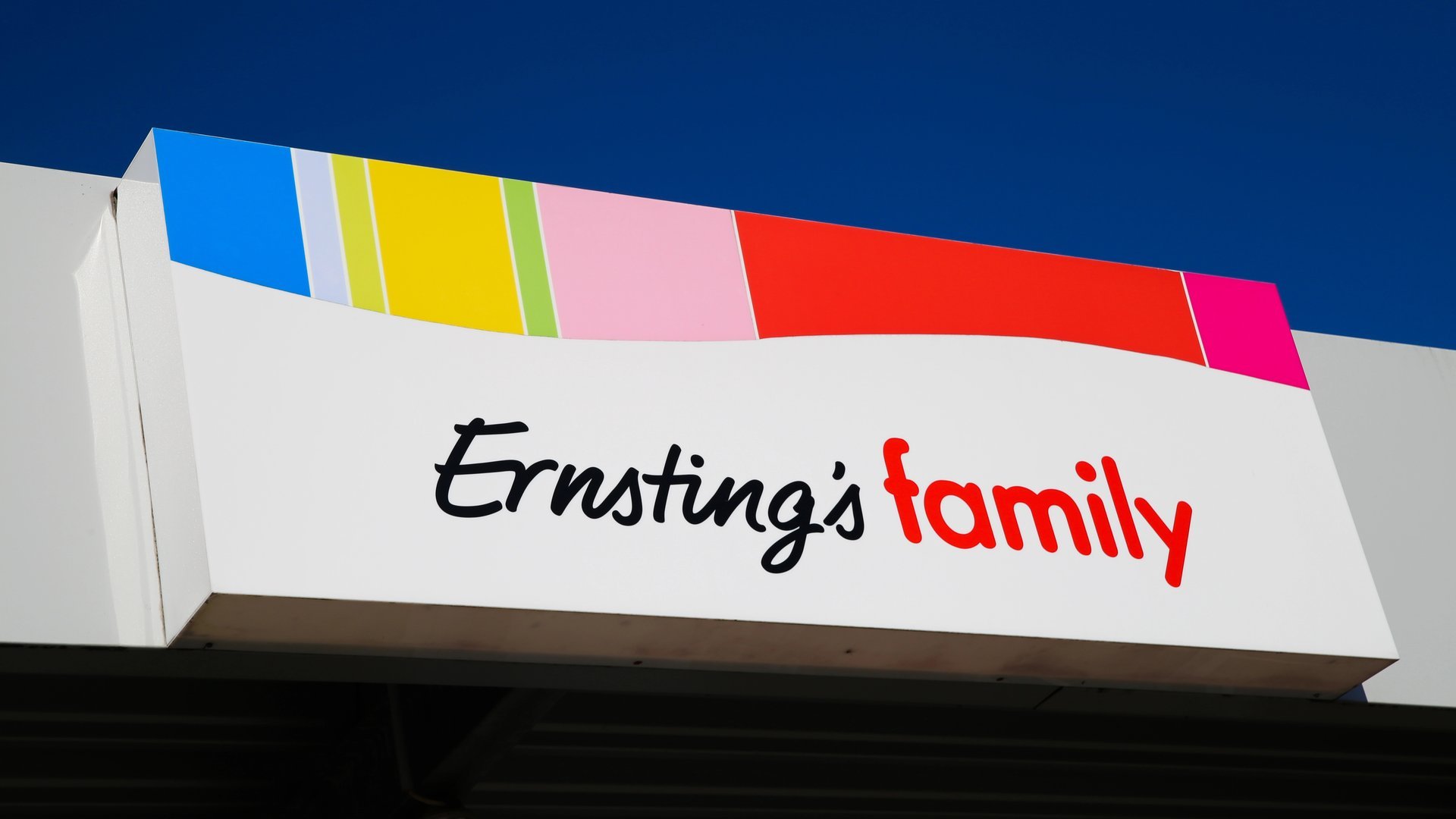 Hol dir den farbenfrohen Stoffbeutel bei Ernsting's family und verbreite Frühlingsvibes