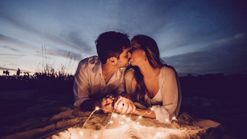 Kusskünstler: Diese 5 Sternzeichen beherrschen das Küssen perfekt!