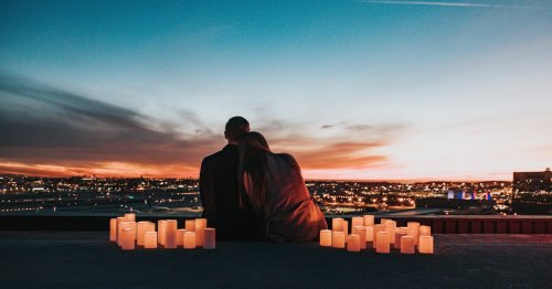 6 Sternzeichen laufen 2023 der Liebe ihres Lebens in die Arme