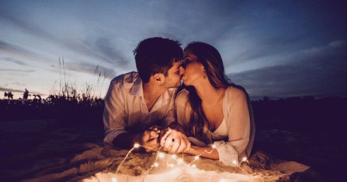 Kussexperten: Diese 5 Sternzeichen beherrschen die Kunst des Küssens