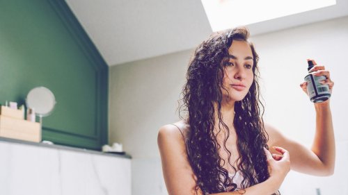 Haarpflege, die wirkt: Dieser Leave-in-Conditioner für 6 Euro ist laut Stiftung Warentest der beste!