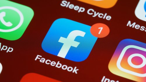 Otro clavo para Facebook: Frances Haugen, ex-empleada de la red social, revela la cara más oculta de la compañía - DESOPHICT
