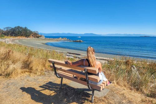 9 BEST Stops Between Victoria and Nanaimo