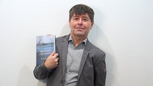 N99 | Michael Crummey über das Verschwinden von Orten – "Diese kleine Community hat Platz für alle Seltsamkeiten auf der ganzen Welt" | detektor.fm – Das Podcast-Radio