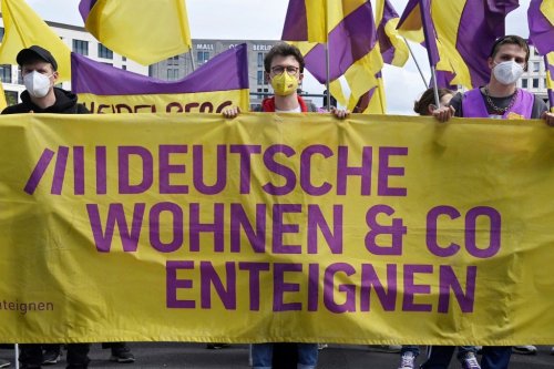 Zurück zum Thema | Volksentscheid in Berlin – Ist eine Vergesellschaftung möglich? | detektor.fm – Das Podcast-Radio