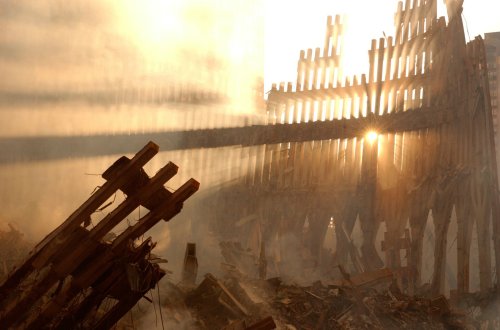 Was läuft heute? | Deutschland 9/11, How to be a Cowboy, The Descendants – 20 Jahre nach 9/11 | detektor.fm – Das Podcast-Radio