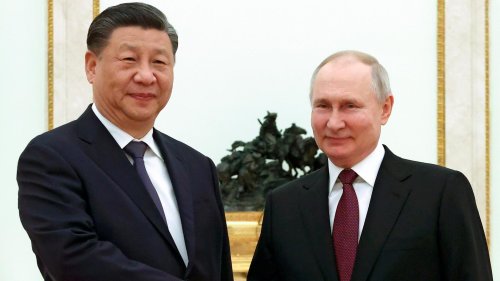 Dreitägiger Staatsbesuch in Russland - Xi lädt Putin nach China ein