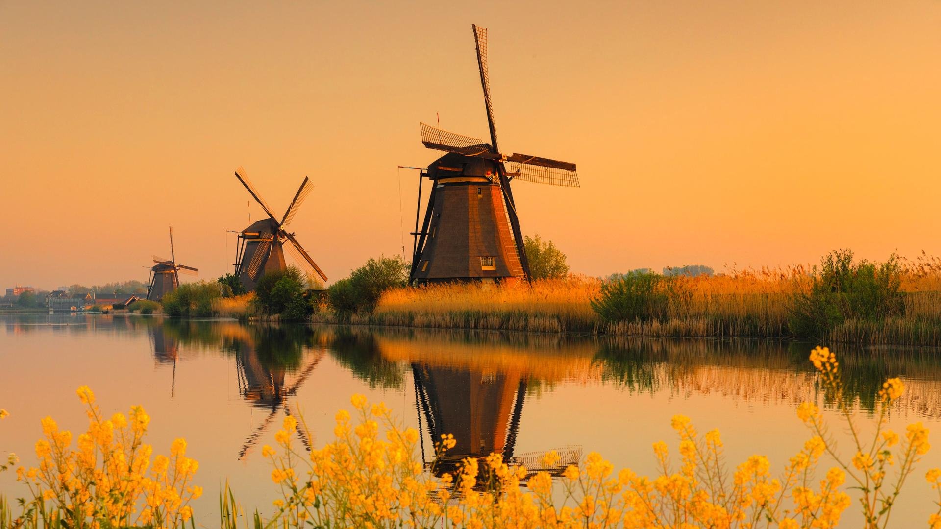 Keine Windkraftanlagen neben weltberühmten Windmühlen von Kinderdijk in den Niederlanden