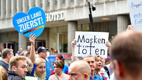 Warum Populismus Verschwörungstheorien anzieht