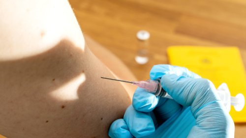 Immunologe: "Impfstoffe verschwinden aus dem Körper"