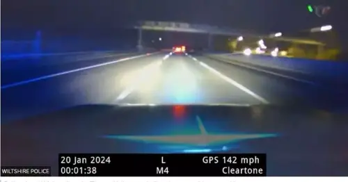 Reckless driver involved in 140mph dangerous high speed police chase on M4