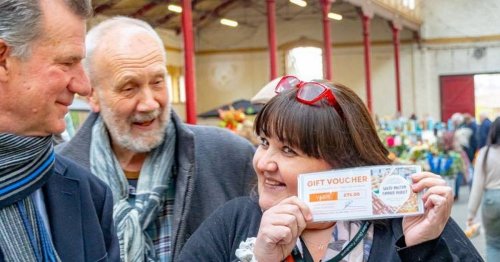 South Molton market surprises shoppers with joy-filled acts of kindness