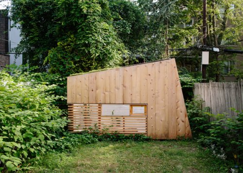 Brooklyn architect creates a tiny retreat in his urban backyard