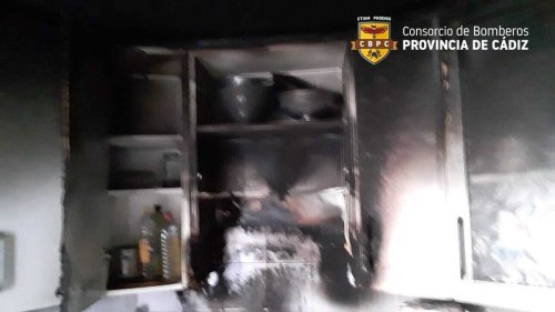 Incendio en la cocina de una vivienda en San Fernando