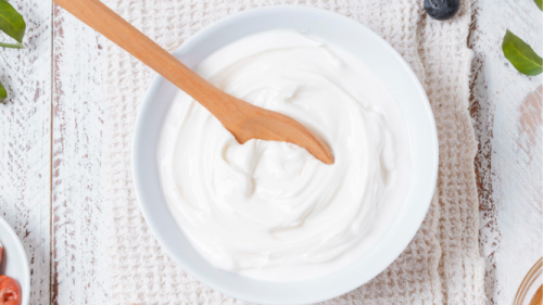 Skyr, el yogur escandinavo parecido al griego que te mantiene saludable