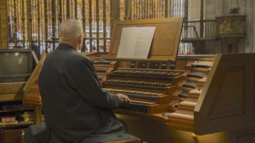 Por qué el órgano de la Catedral de Sevilla suena de madrugada