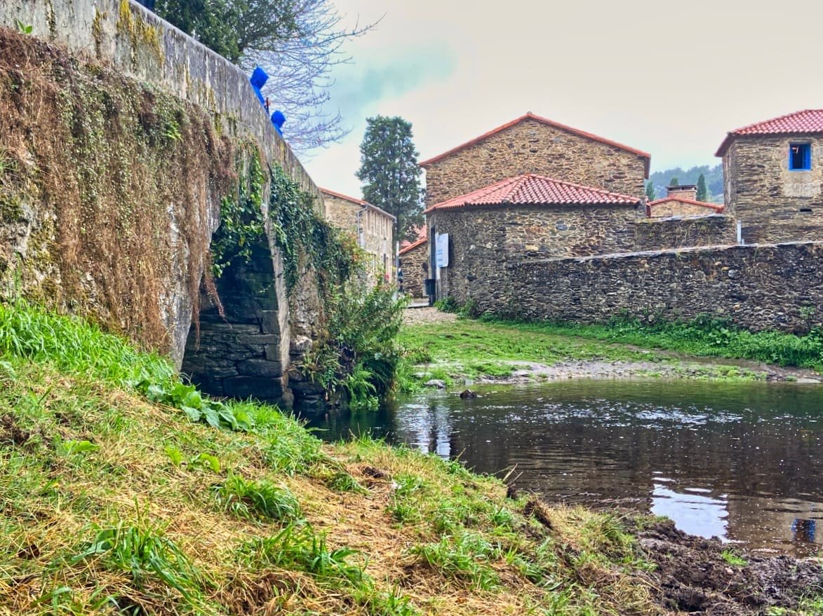 Jakobsweg - die 116 km von Sarria nach Santiago de Compostela cover image
