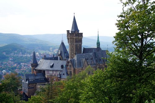 Die schönsten Burgen und Burgruinen im Harz · Die Gradwanderung