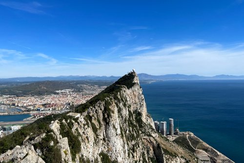 Gibraltar Sehenswürdigkeiten: Aktivitäten, Tipps und Highlights · Die Gradwanderung
