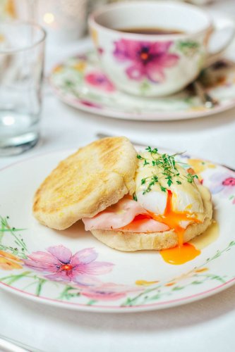 Eggs Benedict