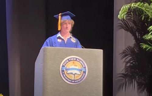 This Florida High Schooler Was Told He Couldn't Say Gay In His Graduation Speech So He Found A Clever Workaround