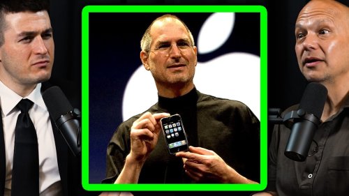 How Steve Jobs Turned A Weak Marketing Strategy Into The iPhone's Biggest Selling Point