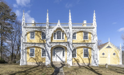 This 'Wedding Cake House' Is An 1800s Time Capsule, And It's On Sale For $2.65 Million