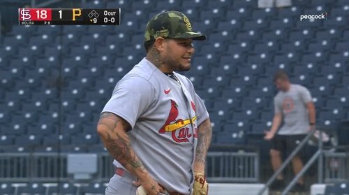 The St. Louis Cardinals Were Blowing Out The Pittsburgh Pirates So Bad They Let Yadier Molina Pitch The Ninth Inning And It Was Something