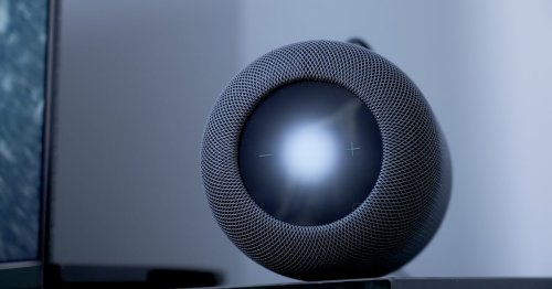 Apple’s smart home display is apparently delayed, and Siri’s late AI rebirth is to blame