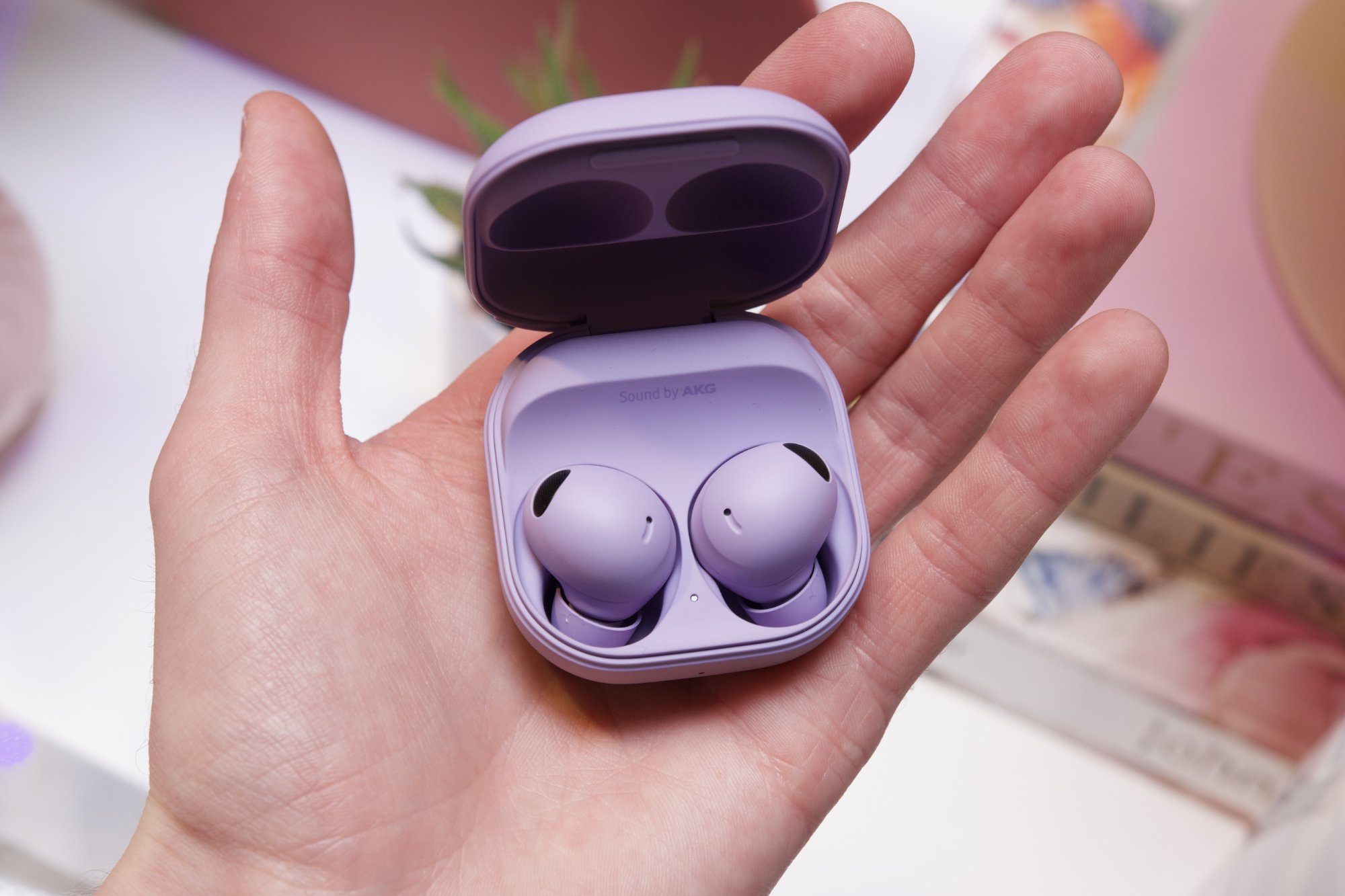 The Galaxy Buds 2 Pro look like the Samsung earbuds we’ve been waiting for