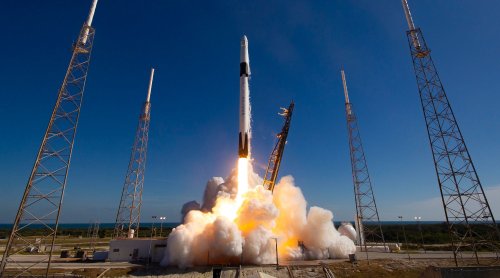 SpaceX and United Launch Alliance win launch contracts for U.S. Air Force
