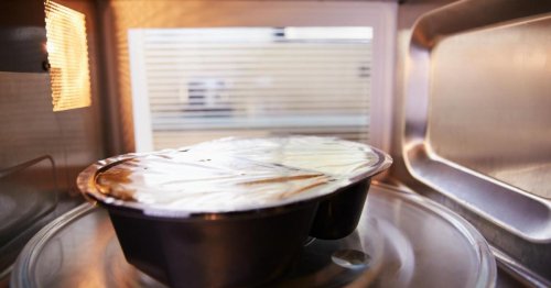 Don’t put plastic containers in microwave or dishwasher, new research says