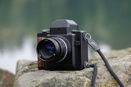 Nons SL660 review: the magical film camera I fell in love with