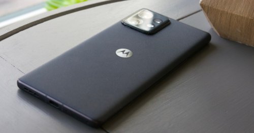 Motorola made one of the year’s best phones — but it’s not enough