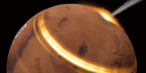 Enormous meteor strike blows 500 foot-wide crater into Martian surface
