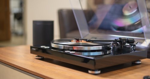 Yamaha’s MusicCast Vinyl 500 turntable spreads analog joy throughout your home