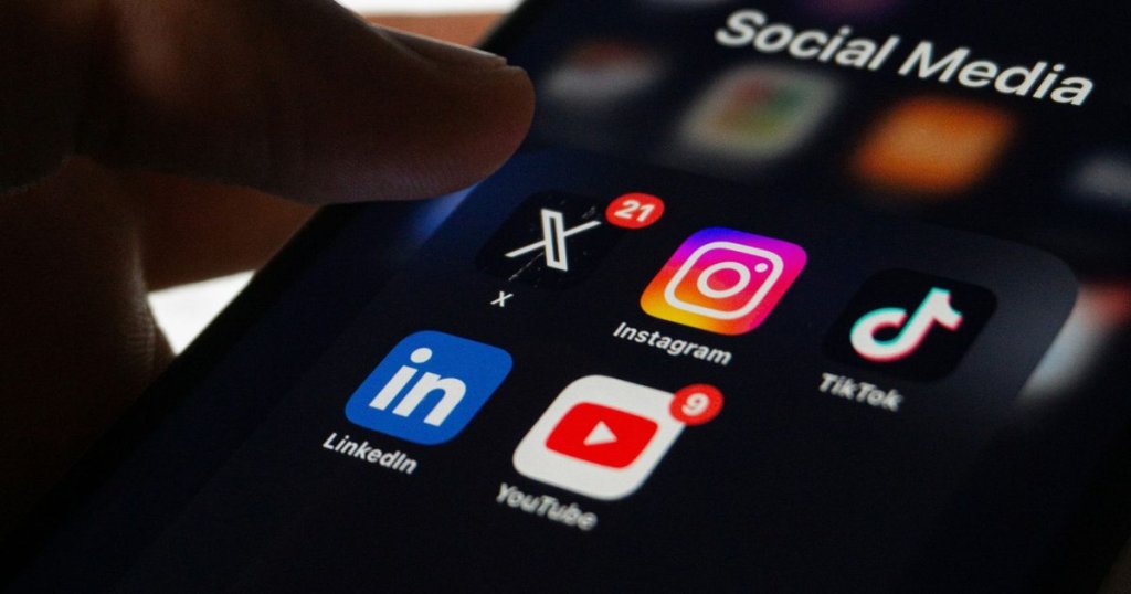 SOCIAL MEDIA HAPPENINGS