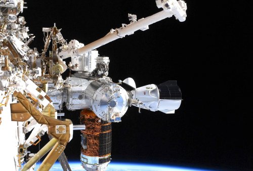 Spacewalk astronaut snaps Crew Dragon photo as possible return date named