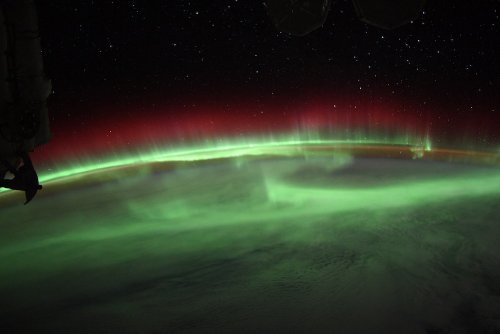 Astronaut snaps ‘spectacular’ aurora from the space station