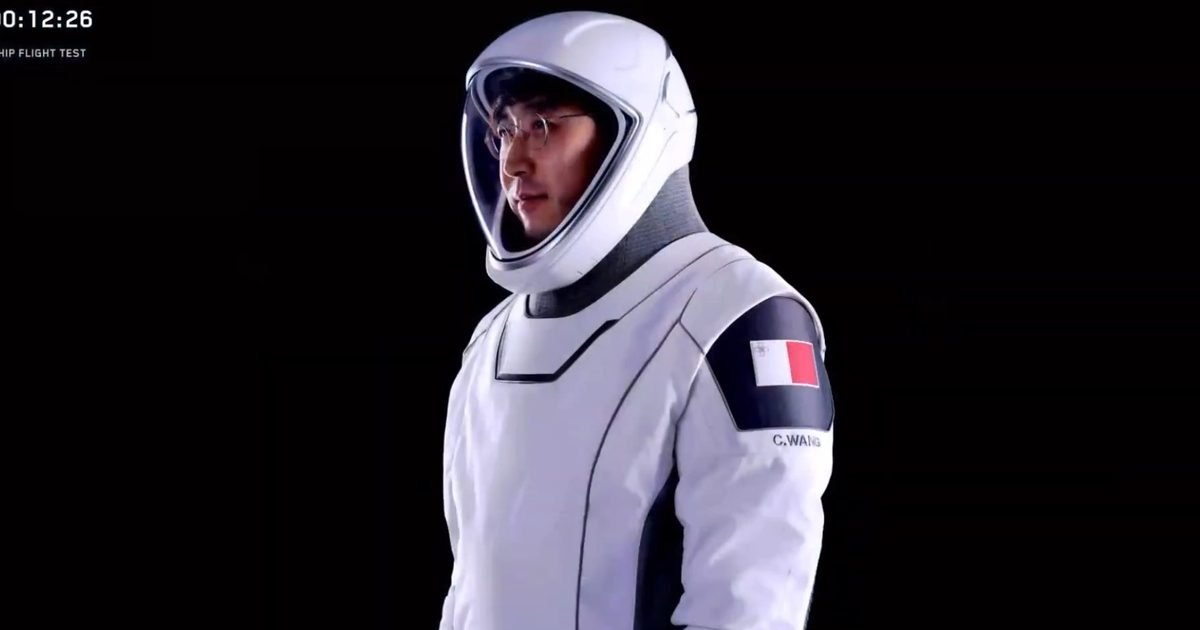 A billionaire crypto bro will lead humanity to Mars atop Musk’s Starship